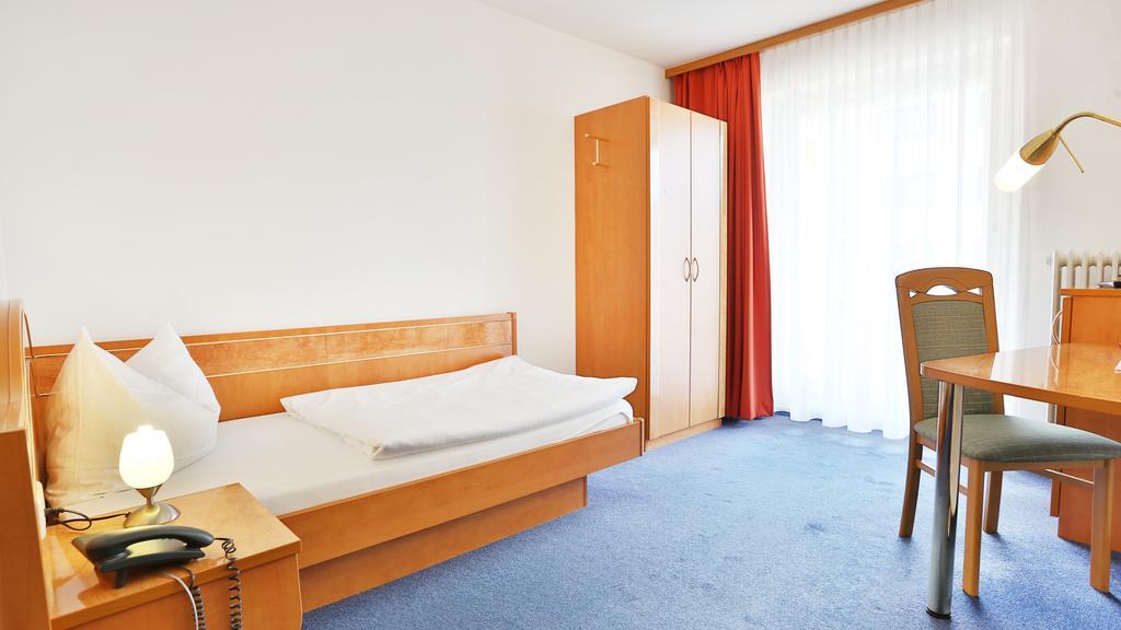 Hotel Europa Pforzheim Buitenkant foto